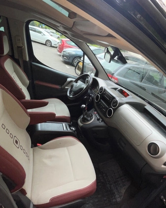 Citroen Berlingo cena 22000 przebieg: 203000, rok produkcji 2011 z Poznań małe 56